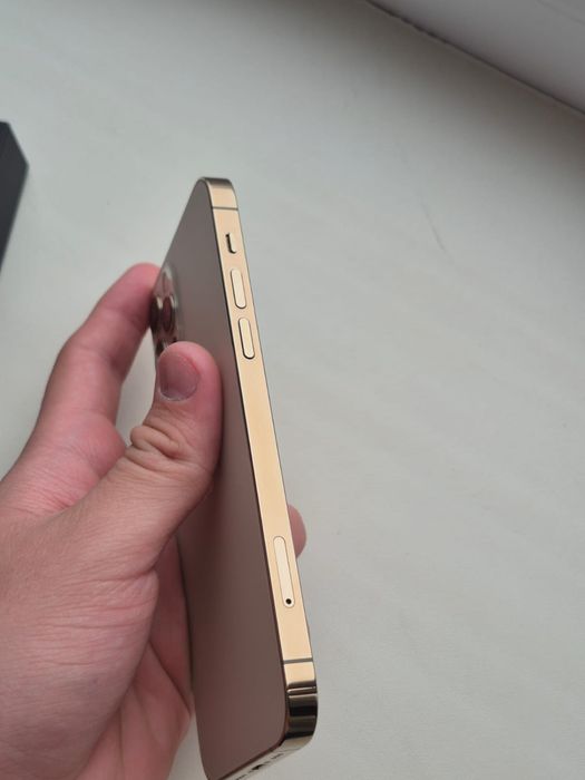 Продам iPhone 12 про 128GB, АКБ 79%!