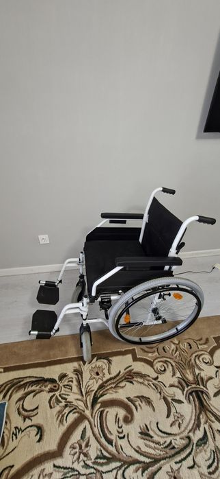 Инвалидная коляска