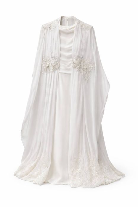 chiroyli oq kelin koylak , fatasi bilan sotiladi