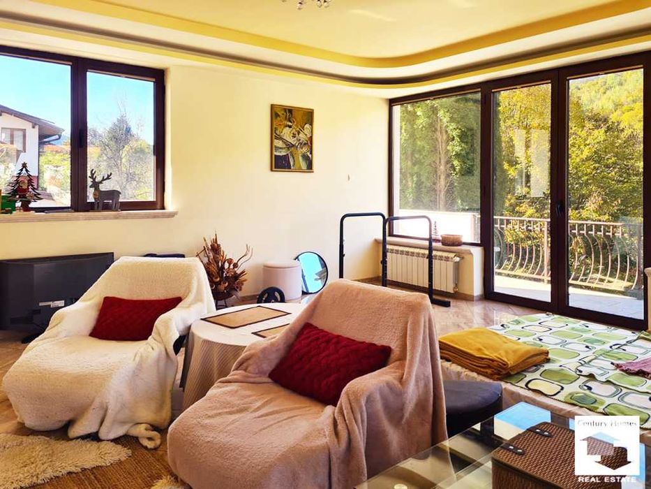 185036 Масивна къща, с двоен гараж и басейн, в Тетевенски Балкан