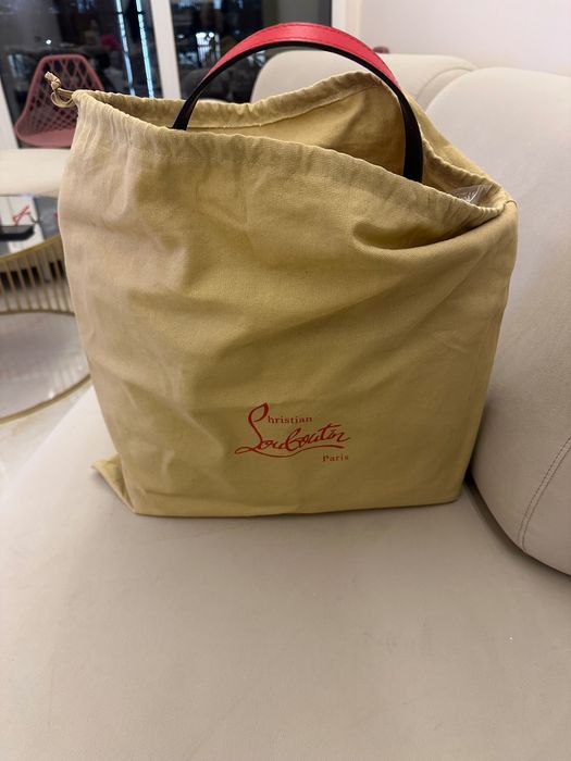 Чанта Christian louboutin