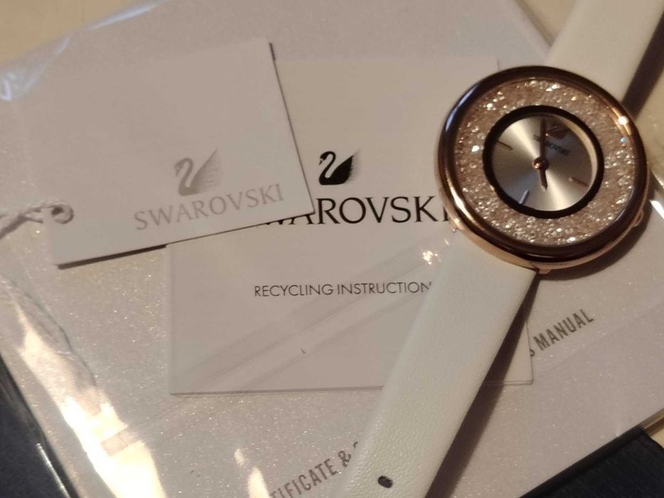 Часовник Swarovski Crystalline Pure Rose Gold