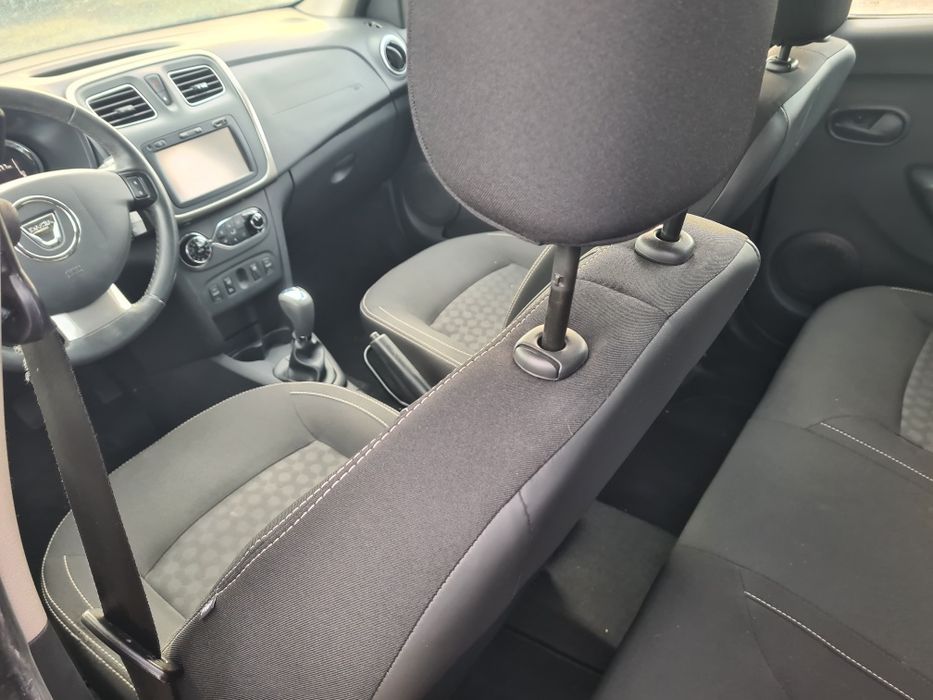 Dacia Sandero automata-an 2016-1.5 dci-euro 6-climatronic-nr rosii