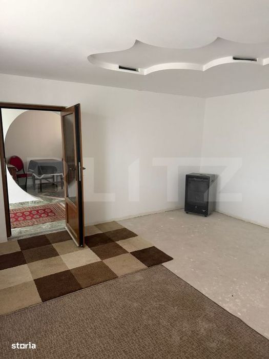 Casa 4 camere, 83 mp, 1000 mp teren, zona Dumbraveni