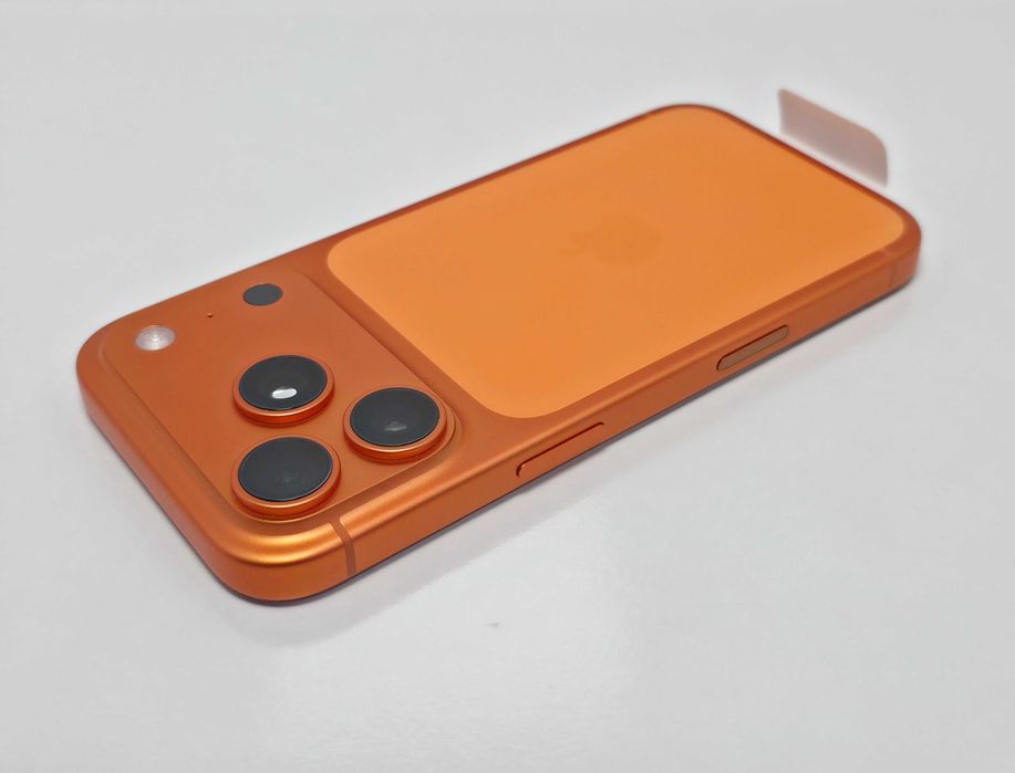 iPhone 17 Pro 256GB Orange Cosmic