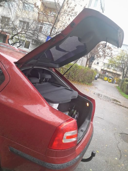 Vând Skoda Octavia 2
