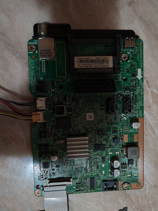 Placa TV SAMSUNG UE32J5000