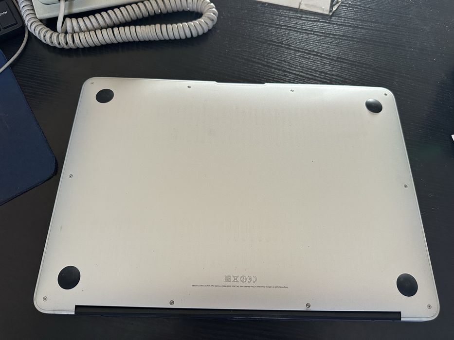 Продам Macbook Air 13-inch, Eanly  2014