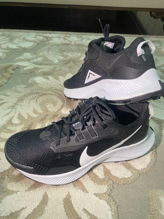 Все оригинал кроссовки по 600 000 оригинал