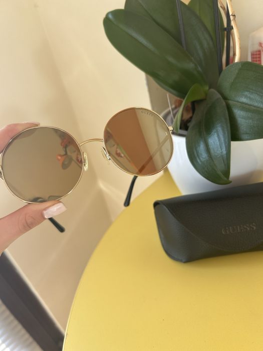 Слънчеви очила Guess