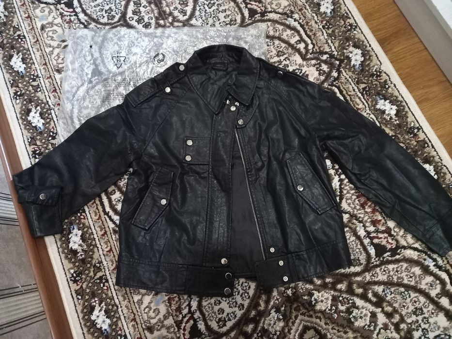 Кожаная куртка,женская