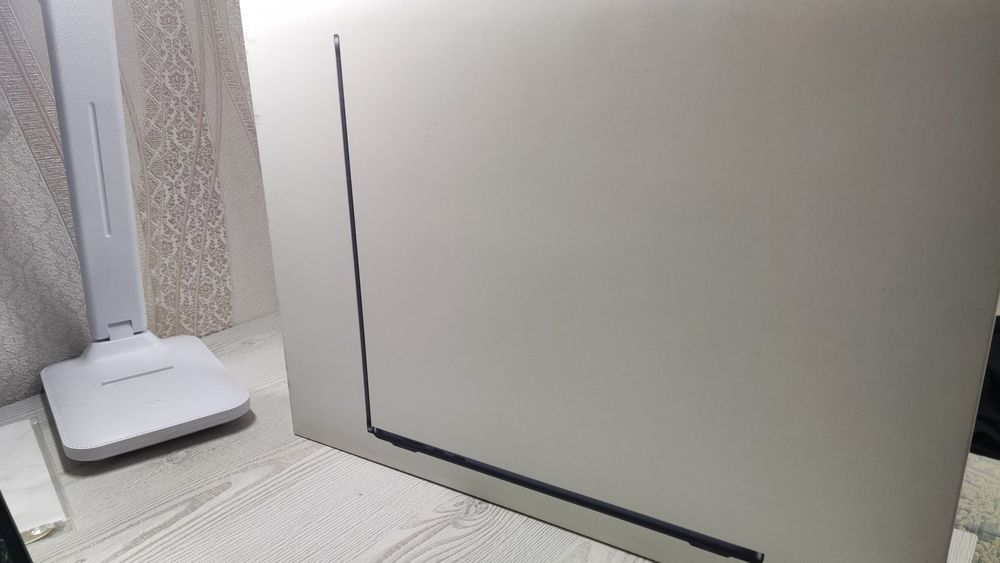 Macbook air 15 M3 8/256 Midnight 2024