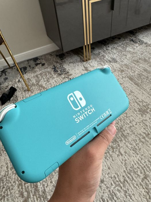 Продам Nintendo Switch