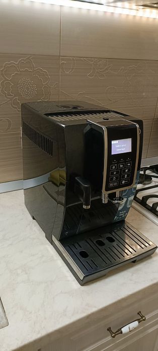 Vand Delonghi Dinamica
Garanție 3 luni
Cappuccino,caffelatte,latte mac