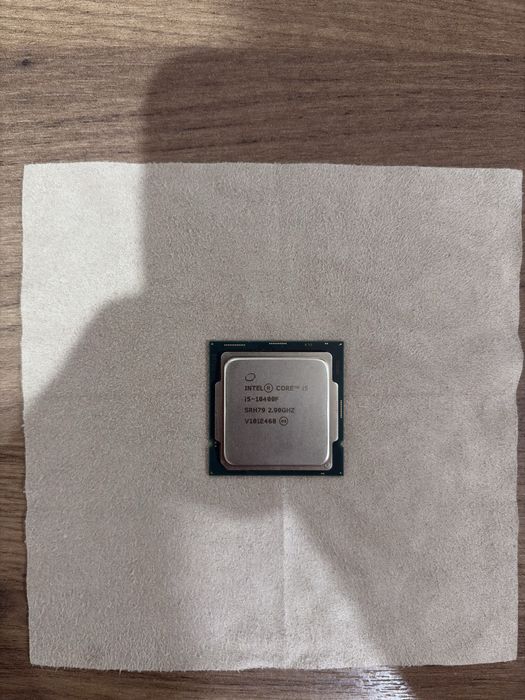 Intel Core i5-10400F | 6 Cores / 12 Threads | LGA1200 | Perfect Funcțional