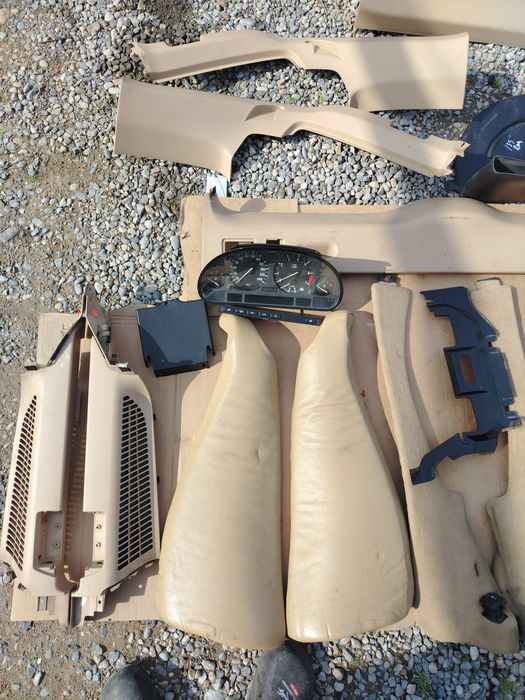 Пороги и накладки е53 дорест.