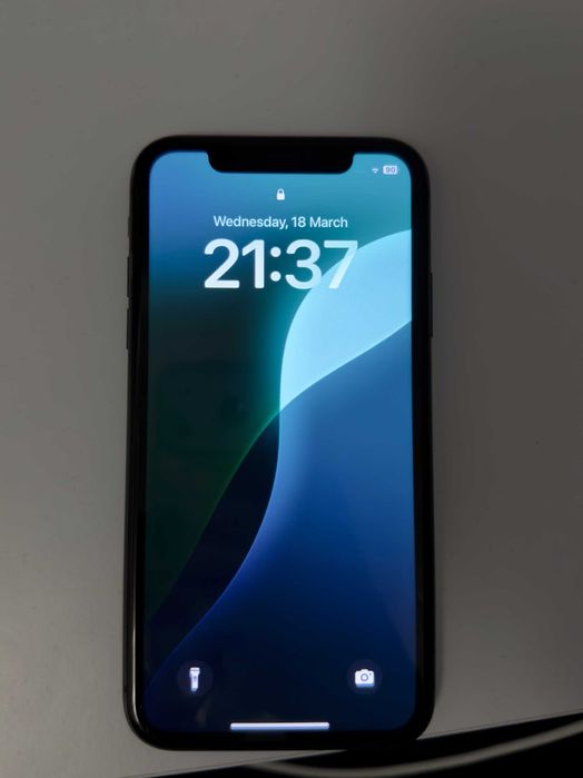 Vand IPhone 11 64GB