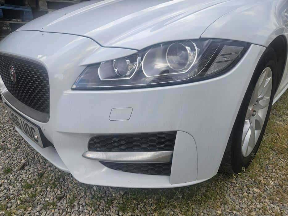 Предна броня за Jaguar Xf R-sport