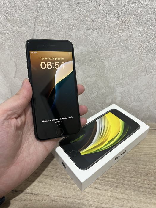 Продам iPhone Se 2020 64gb