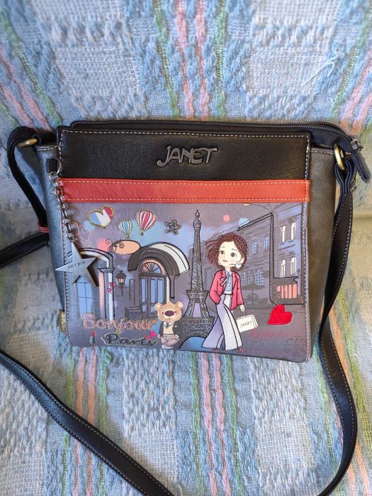 Лот от дамски чанти