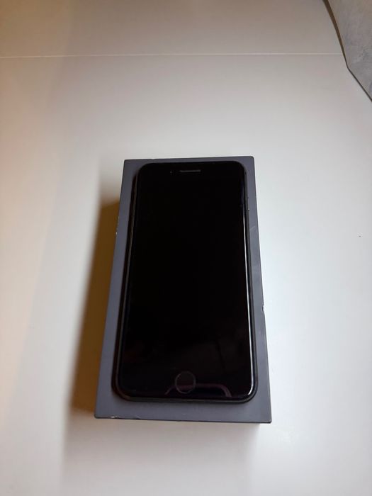 iPhone 8 Plus 256GB с кутия