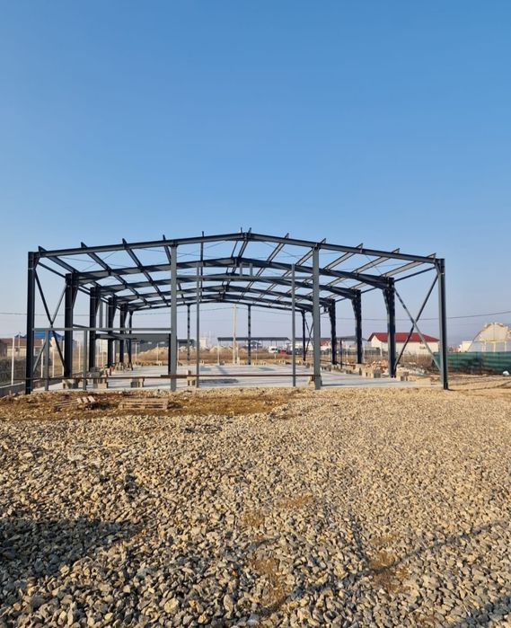 Vand hale metalice la super preț-calitate fără avans