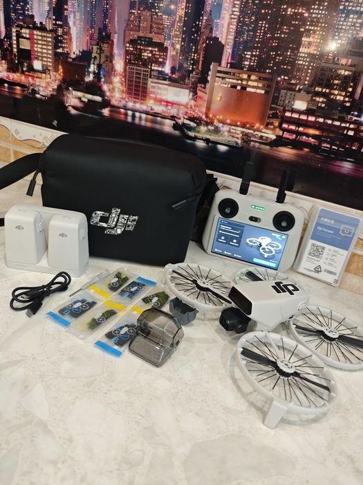 Продам практически новый квадрокоптер, дрон DJI FLIP