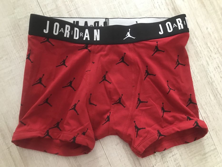 Нови боксерки Jordan за момче размер М