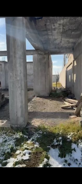 Yer uchastka sotiladi sotixi 15.000$