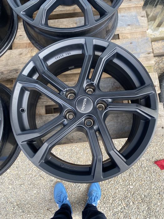 17 цола 5 х 114.3 мм Тойота , Toyota