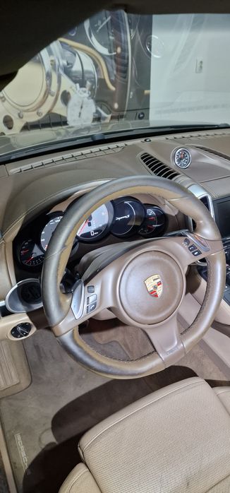 Reconditionam Interioare Porsche Cayenne-Carrera-Cayman-Macan