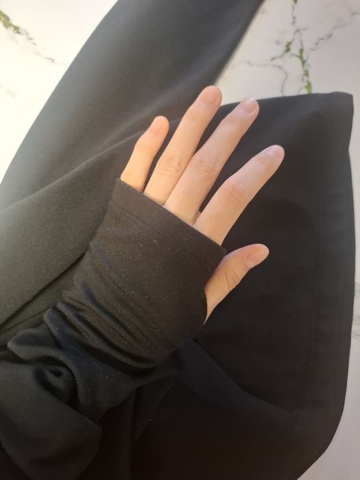 ПРОДАМ Спортивный рашгард Defacto