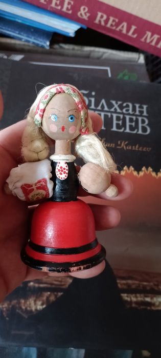 Старинная куколка