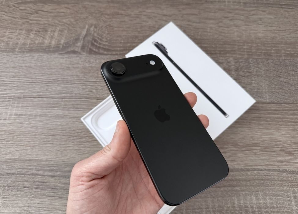 Продам Iphone 17 air в идеальном состочнии