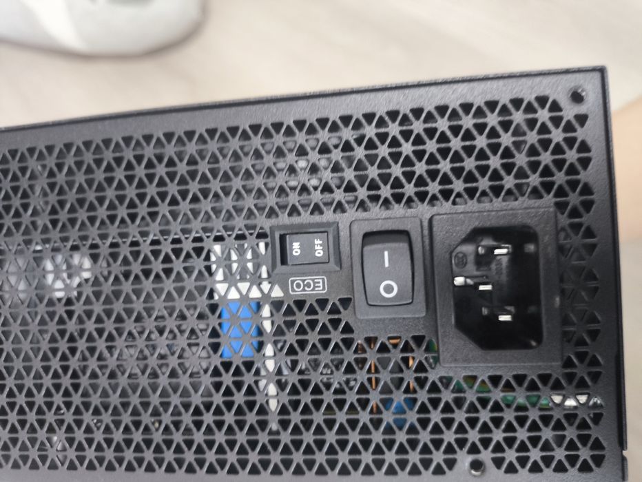 Блок питания YN1000W