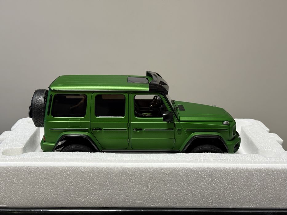 Колекционерски автомобил Mercedes G 63 4*4 AMG 1:18