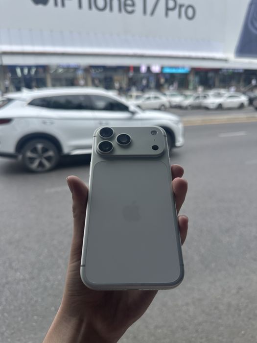 Iphone 17 pro max sotiladi