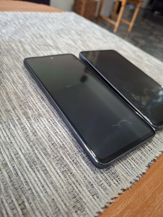 Продавам Samsung A53 за Части