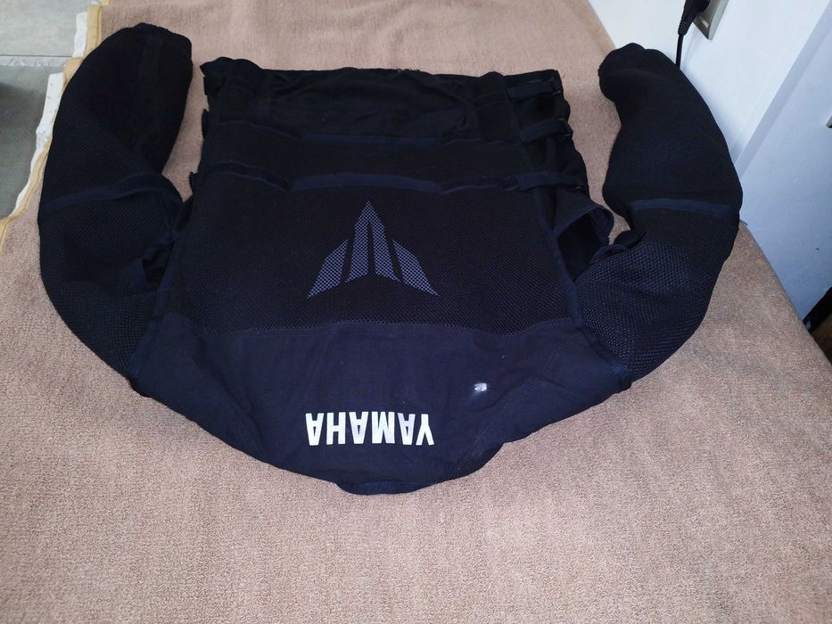 Лятно текстилно мото яке Yamaha Designed by: D-Perf/ ce protectors Safety LAB SPIDI