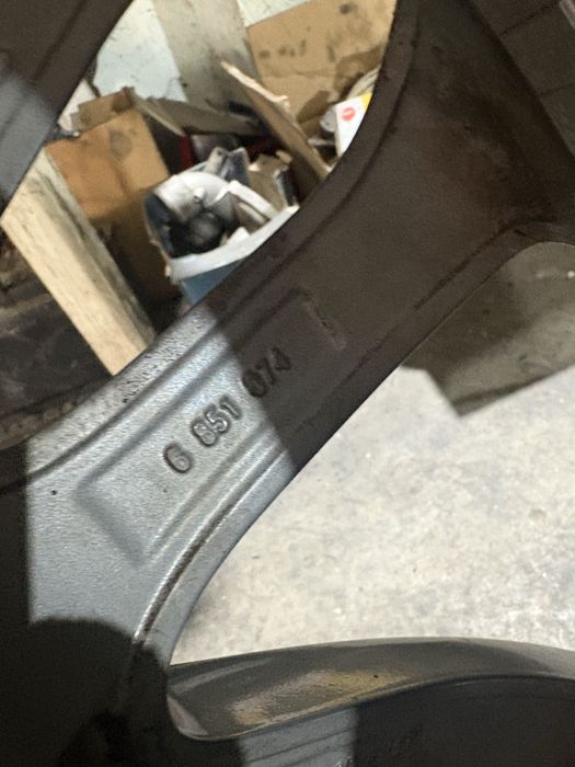 Vand sau schimb jante BMW r19cu r20