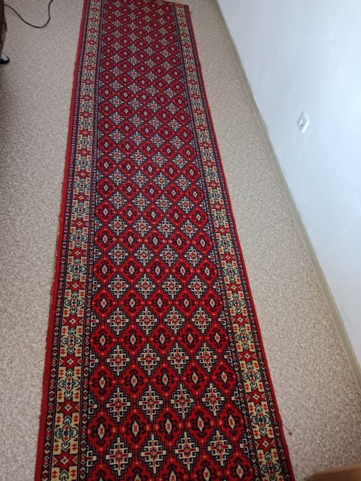 Дорожки ковровые продам