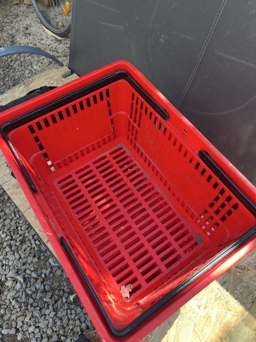 Cosuri de plastic pentru cumparaturi