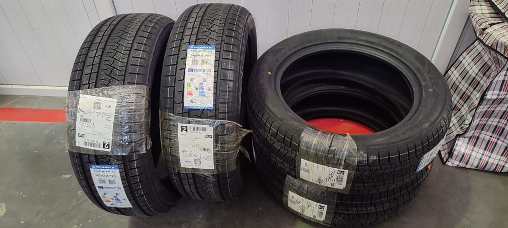 Автошин зимний в комплекте