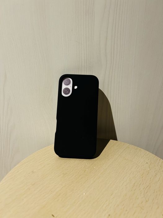 Vand Huse iphone 16, calitate premium, noi