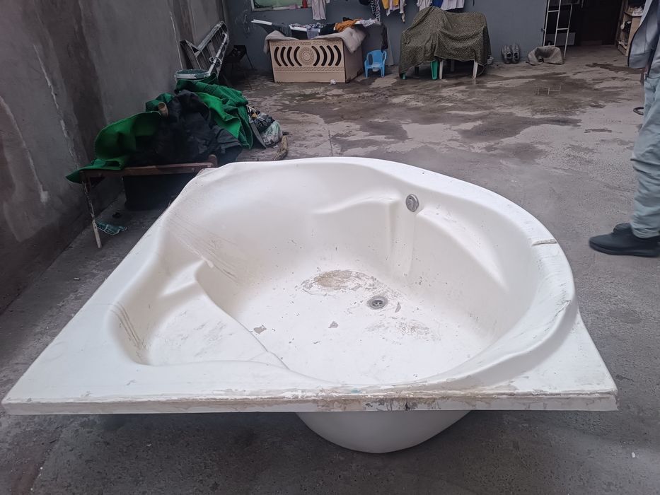 Vanna chugundan tayyorlangan