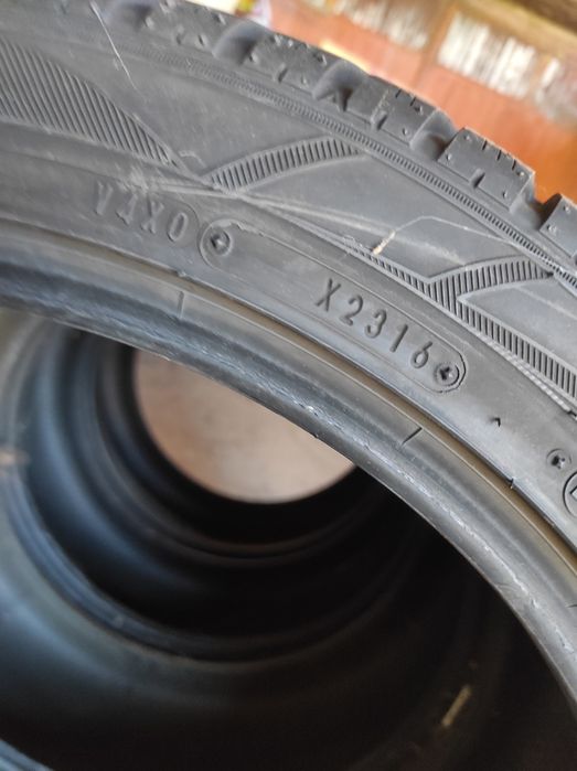 215/45/18 Falken