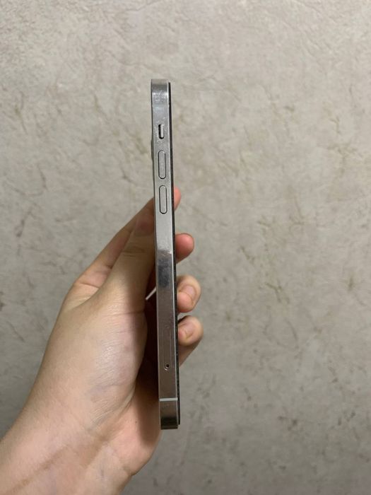 Iphone 12 pro sotiladi