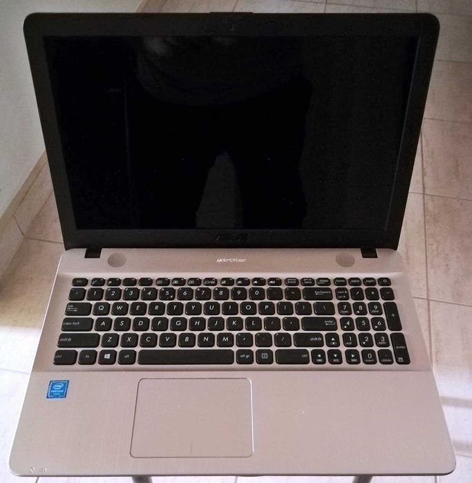 Laptop ASUS A541NA-GO662T