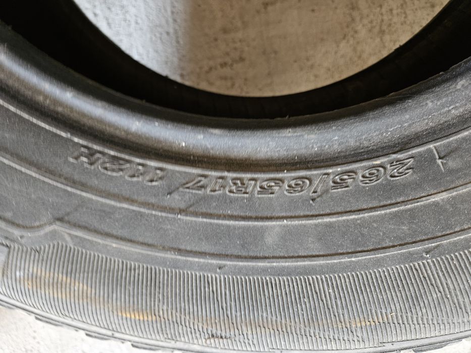 Продам шины покрышку R17