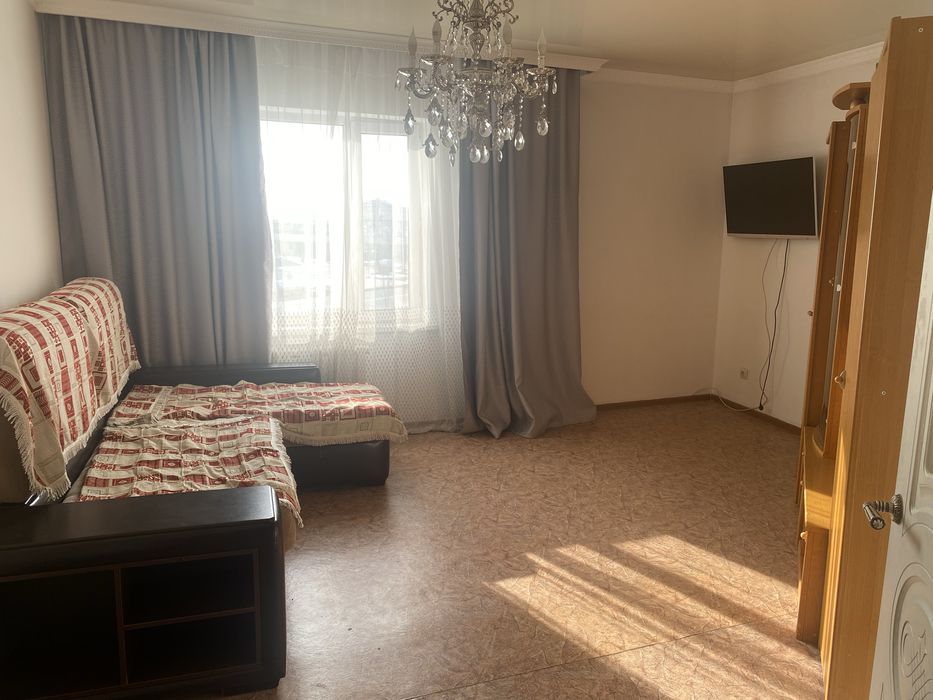 Продам квартиру в 7 мкр